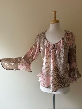 Dino Patchwork Floral Bell Sleeve Blouse Pink Taupe Y2K Boho